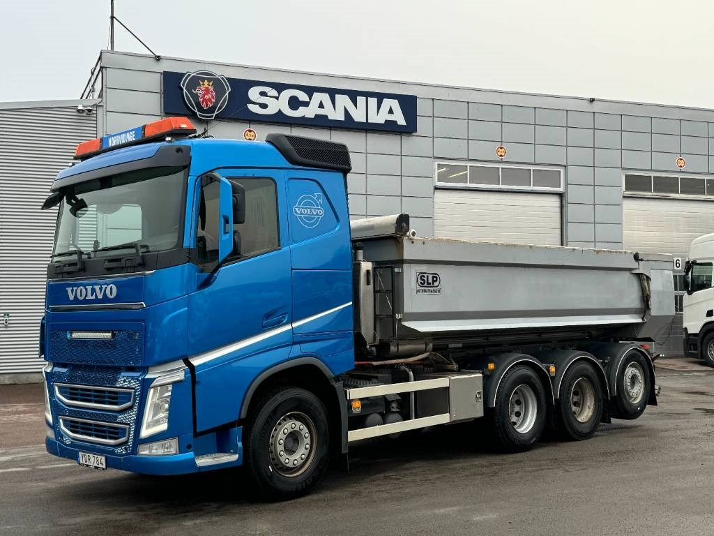 Volvo FH 540 8x4 SLP Automatkassett ekipage - Camião basculante: foto 2 Volvo FH 540 8x4 SLP Automatkassett ekipage - Camião basculante: foto 2