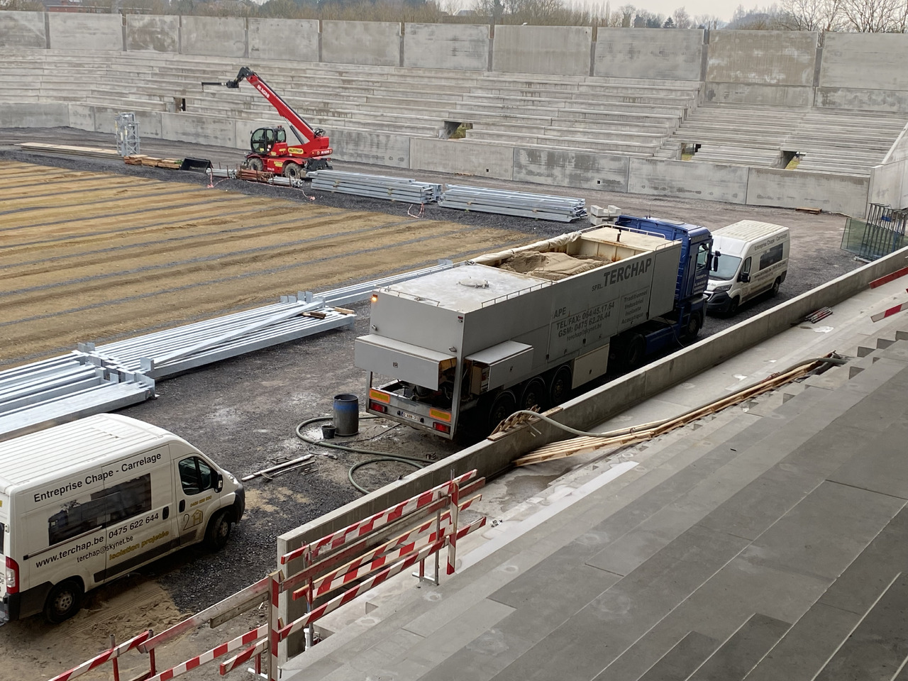 Mcmachine KWB SEMI REMORQUE A CHAPE Mcmachine KWB SEMI REMORQUE A CHAPE - Semi-reboque: foto 5 Mcmachine KWB SEMI REMORQUE A CHAPE Mcmachine KWB SEMI REMORQUE A CHAPE - Semi-reboque: foto 5