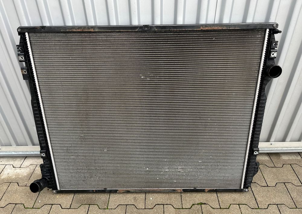 Chłodnica wody Scania R NGR 2439772 next generation 2024 - Sistema de arrefecimento para Camião: foto 2 Chłodnica wody Scania R NGR 2439772 next generation 2024 - Sistema de arrefecimento para Camião: foto 2