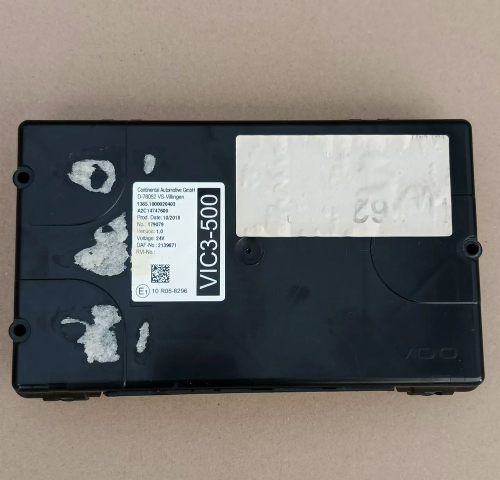 DAF XF 106 EURO 6 MX13 KOMPUTER STEROWNIK MODUŁ VIC3-500 2137691 - Centralina electrónica para Camião: foto 1 DAF XF 106 EURO 6 MX13 KOMPUTER STEROWNIK MODUŁ VIC3-500 2137691 - Centralina electrónica para Camião: foto 1