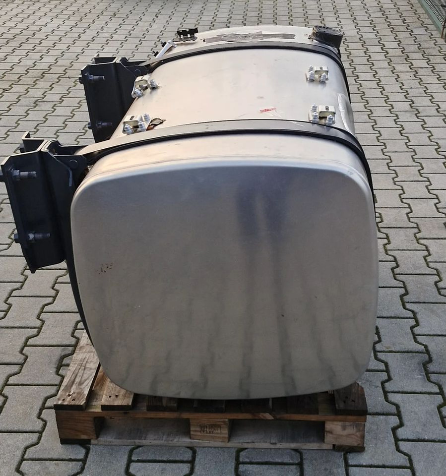 DAF XF XG ZBIORNIK PALIWA 510L NOWY - Sistema de combustível: foto 2 DAF XF XG ZBIORNIK PALIWA 510L NOWY - Sistema de combustível: foto 2