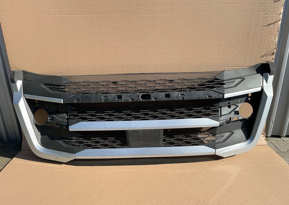 Grill DAF XG XG+ atrapa gril osłona chłodnicy - Carroceria e exterior para Camião: foto 1 Grill DAF XG XG+ atrapa gril osłona chłodnicy - Carroceria e exterior para Camião: foto 1