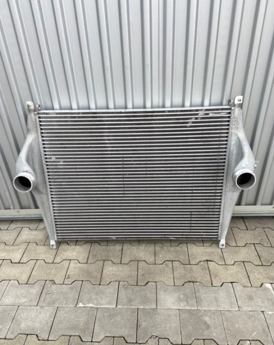 Intercooler Ford F-Max chłodnica powietrza - Intercooler para Camião: foto 1 Intercooler Ford F-Max chłodnica powietrza - Intercooler para Camião: foto 1