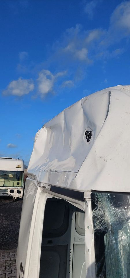 Cabine para Camião KABINA RENAULT GAMA T WYSOKA 2023R: foto 7