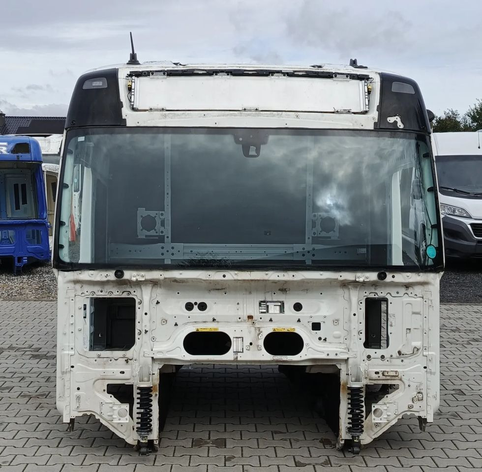 KABINA VOLVO FH4 - Cabine para Camião: foto 1 KABINA VOLVO FH4 - Cabine para Camião: foto 1