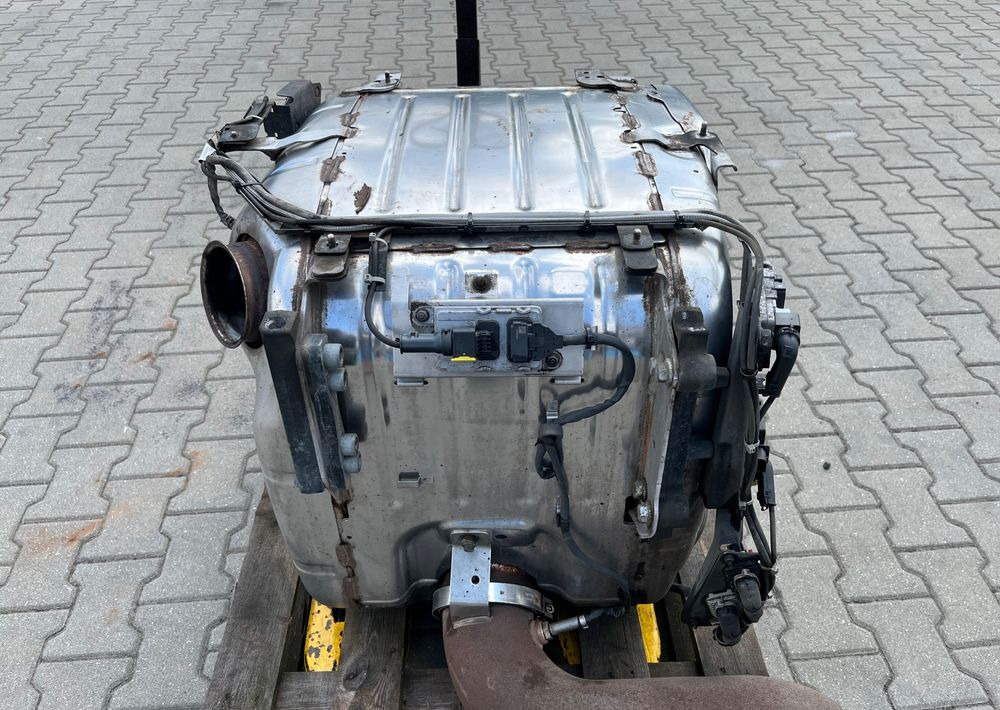 Katalizator Scania R S wydech DPF NGS NGR kompletny - Sistema de escape para Camião: foto 4 Katalizator Scania R S wydech DPF NGS NGR kompletny - Sistema de escape para Camião: foto 4