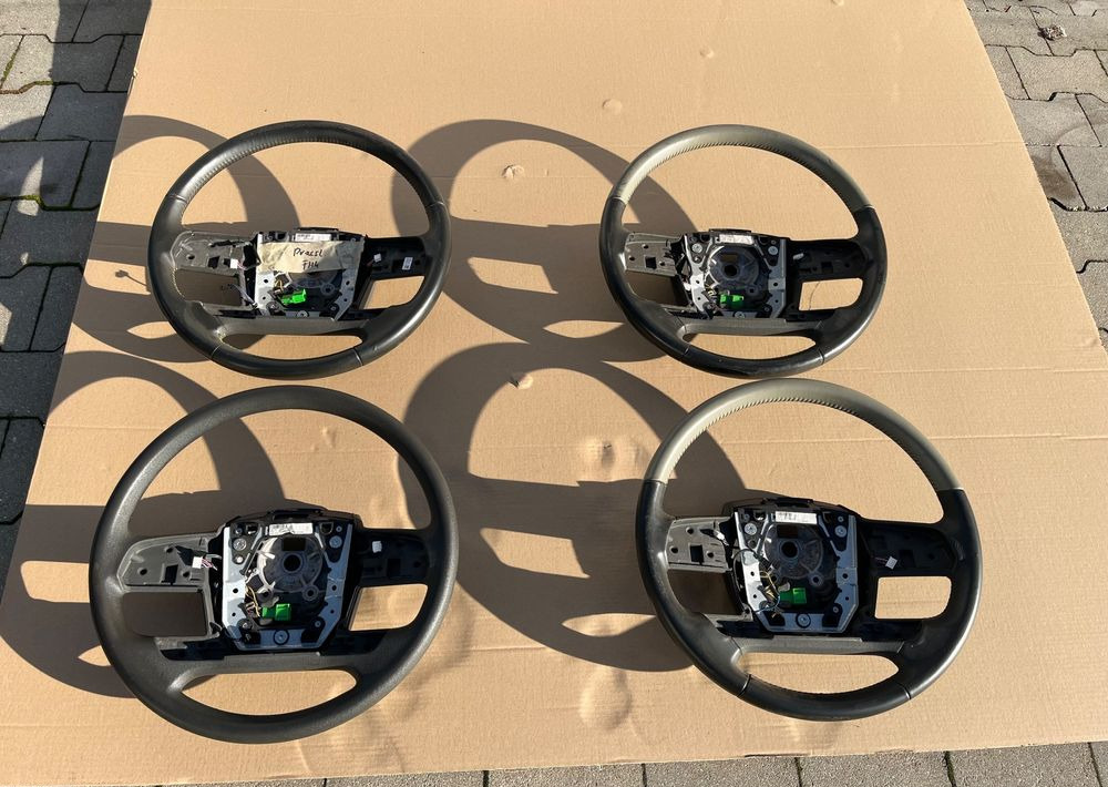 Kierownica Volvo FH 4 euro 6 - Cabine e interior para Camião: foto 1 Kierownica Volvo FH 4 euro 6 - Cabine e interior para Camião: foto 1