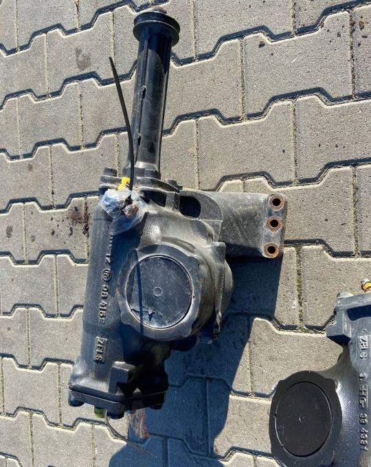 Kolumna kierownicza MAN TGX TGS euro 6 przekładnia - Caixa de direção para Camião: foto 1 Kolumna kierownicza MAN TGX TGS euro 6 przekładnia - Caixa de direção para Camião: foto 1