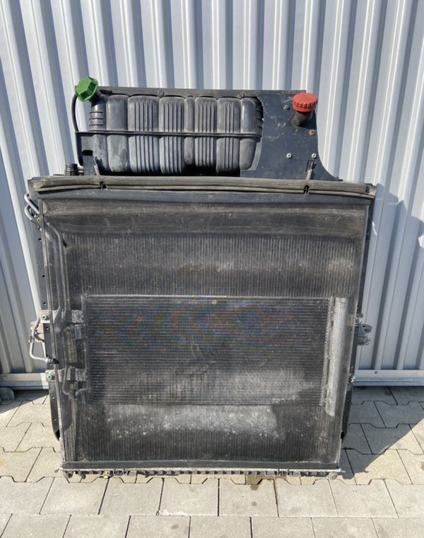 Komplet chłodnic MAN TGX euro 6 chłodnice 90 cm - Radiador para Automóvel: foto 2 Komplet chłodnic MAN TGX euro 6 chłodnice 90 cm - Radiador para Automóvel: foto 2