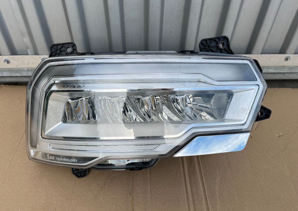 Lamp LED DAF XG XG+ XF prawa reflektor oryginał - Iluminação para Camião: foto 1 Lamp LED DAF XG XG+ XF prawa reflektor oryginał - Iluminação para Camião: foto 1