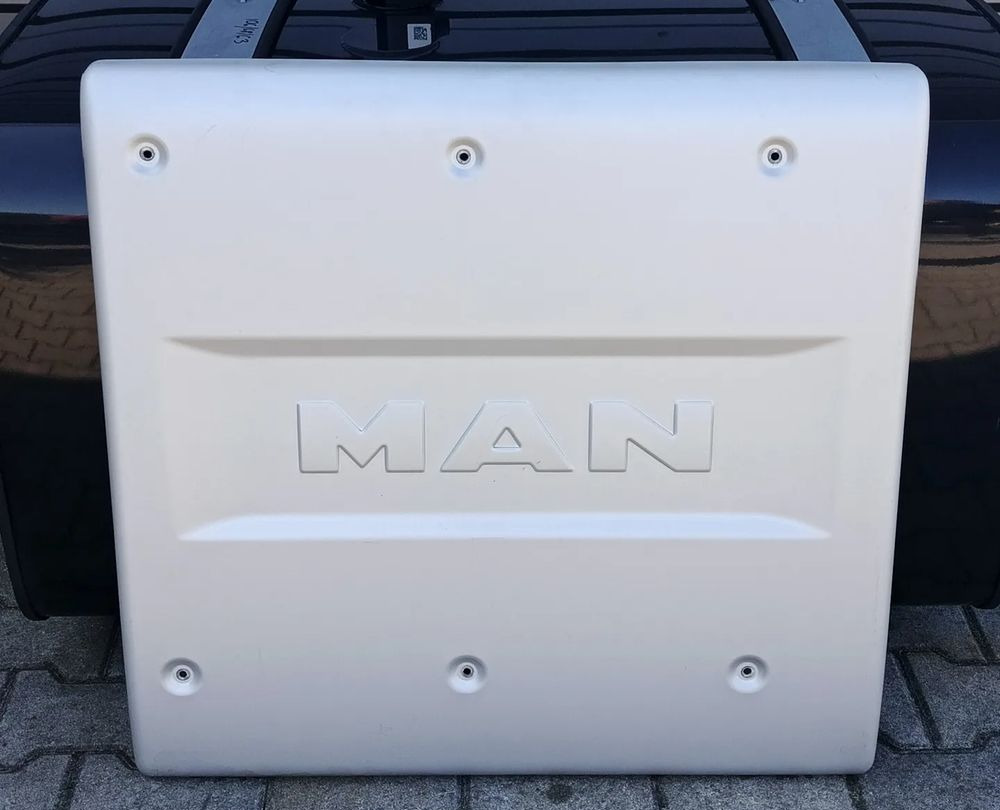 MAN TGS BLACHA OSŁONA KATALIZATORA NOWA - Sistema de escape para Camião: foto 1 MAN TGS BLACHA OSŁONA KATALIZATORA NOWA - Sistema de escape para Camião: foto 1