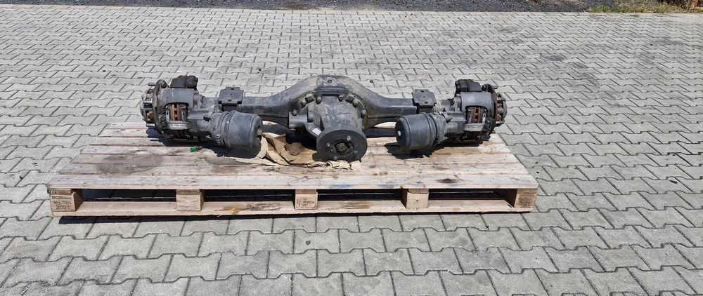 MERCEDES ATEGO MOST TYLNY DYFER DYFERENCJAŁ - Eixo traseiro para Camião: foto 1 MERCEDES ATEGO MOST TYLNY DYFER DYFERENCJAŁ - Eixo traseiro para Camião: foto 1