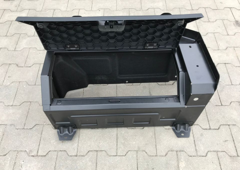 Mercedes Actros Antos schowek wewnętrzny NOWY - Cabine e interior para Camião: foto 4 Mercedes Actros Antos schowek wewnętrzny NOWY - Cabine e interior para Camião: foto 4