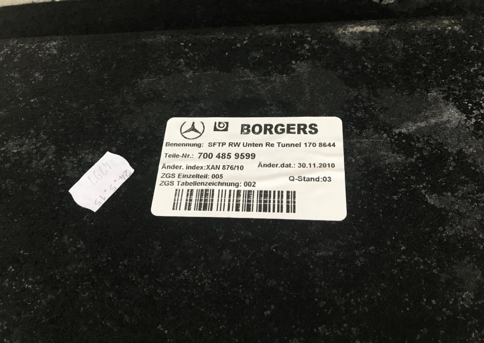 Mercedes Actros Antos schowek wewnętrzny NOWY - Cabine e interior para Camião: foto 3 Mercedes Actros Antos schowek wewnętrzny NOWY - Cabine e interior para Camião: foto 3