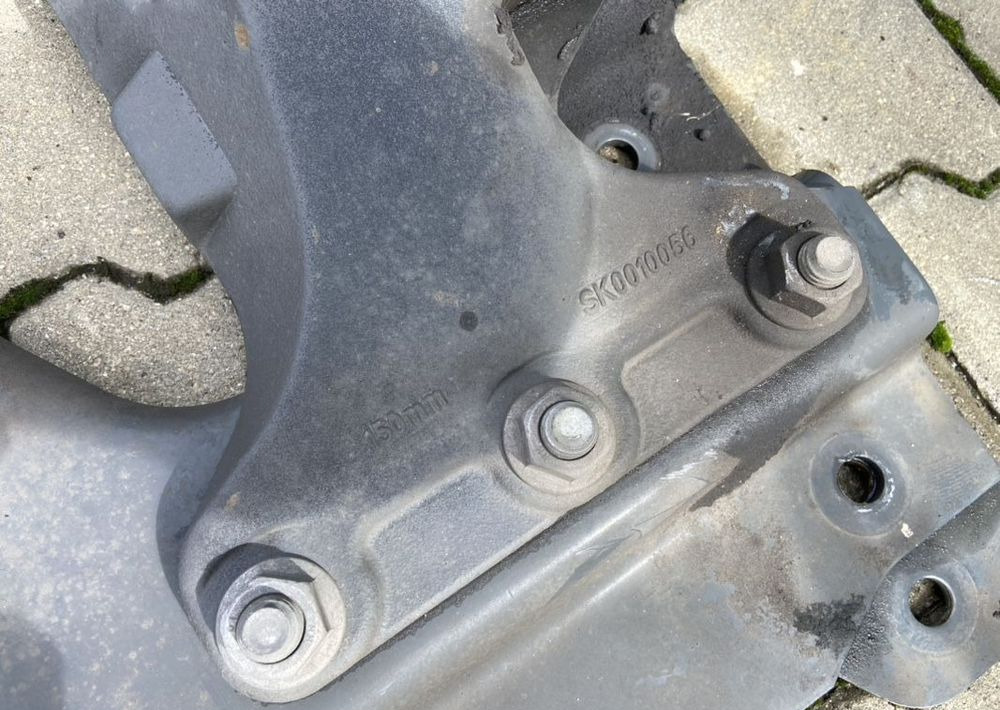 Płyta montażowa pod siodło DAF łapy Jost 150mm SK 0010056 - Quinta-roda para Camião: foto 4 Płyta montażowa pod siodło DAF łapy Jost 150mm SK 0010056 - Quinta-roda para Camião: foto 4