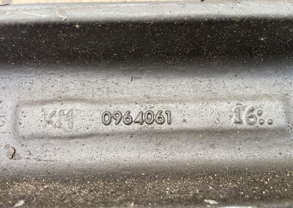 Przednia oś DAF XF 106 euro 6 piasta belka przednia - Eixo dianteiro para Camião: foto 2 Przednia oś DAF XF 106 euro 6 piasta belka przednia - Eixo dianteiro para Camião: foto 2