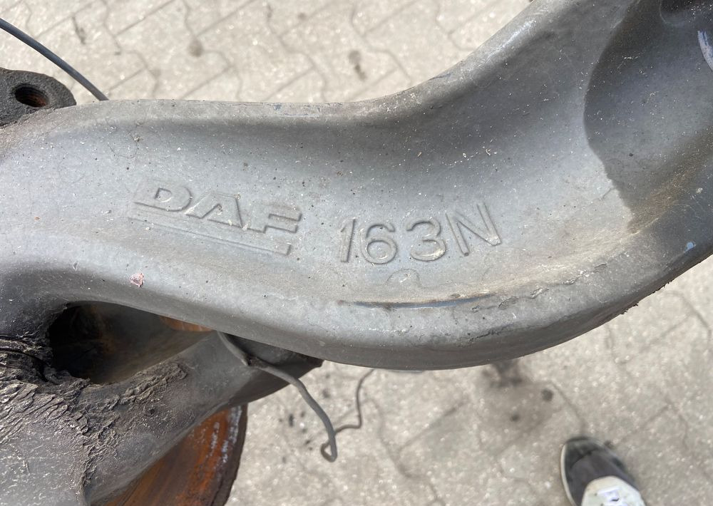 Przednia oś DAF XF 106 euro 6 piasta belka przednia - Eixo dianteiro para Camião: foto 3 Przednia oś DAF XF 106 euro 6 piasta belka przednia - Eixo dianteiro para Camião: foto 3