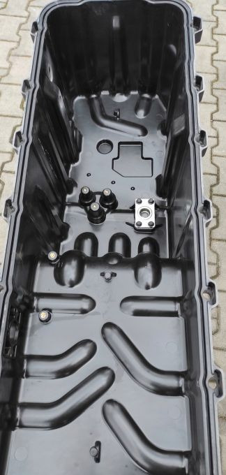 RENAULT GAMA T VOLVO FH4 MISKA OLEJOWA NOWA ORYGINAŁ 23794280 - Cárter de óleo para Camião: foto 2 RENAULT GAMA T VOLVO FH4 MISKA OLEJOWA NOWA ORYGINAŁ 23794280 - Cárter de óleo para Camião: foto 2