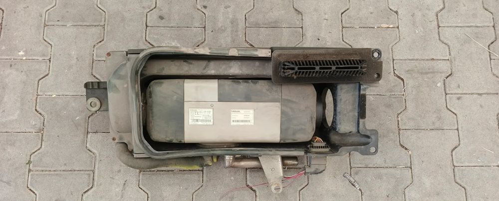 RENAULT GAMA T WEBASTO OGRZEWANIE POSTOJOWE AIR TOP EVO 3900 - Aquecimento/ Ventilação para Camião: foto 1 RENAULT GAMA T WEBASTO OGRZEWANIE POSTOJOWE AIR TOP EVO 3900 - Aquecimento/ Ventilação para Camião: foto 1