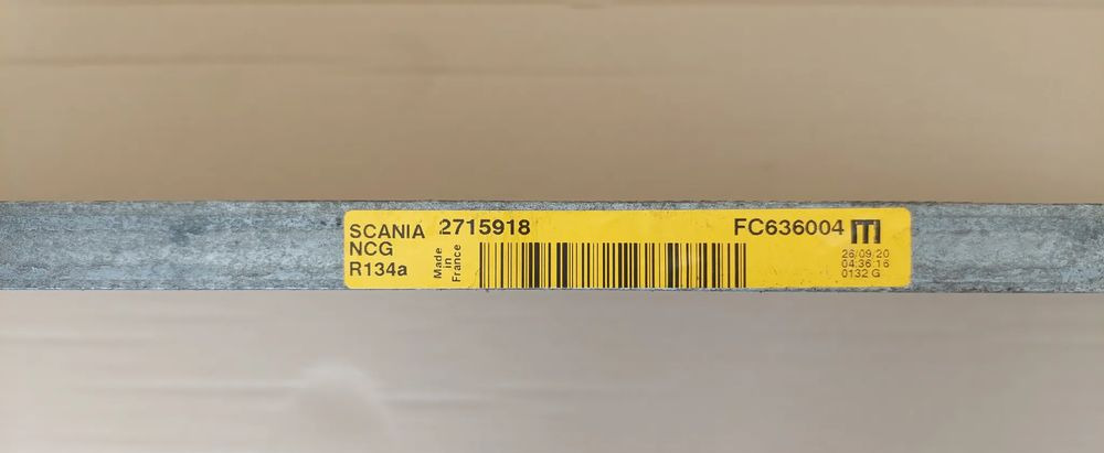 SCANIA R S CHŁODNICA KLIMATYZACJI 2715918 - Condensador para Camião: foto 2 SCANIA R S CHŁODNICA KLIMATYZACJI 2715918 - Condensador para Camião: foto 2