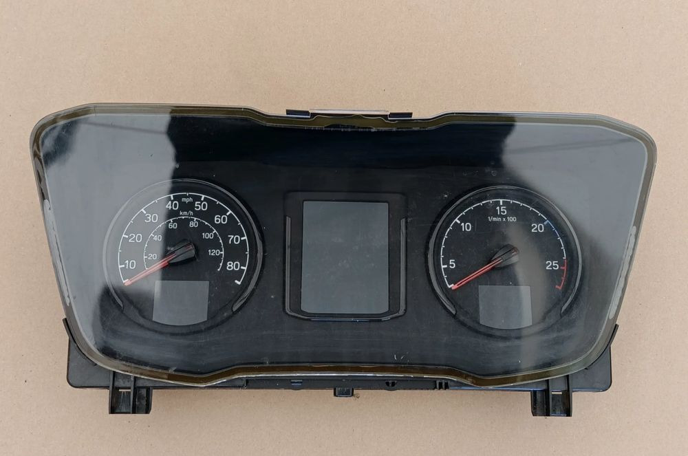 SCANIA R S LICZNIK ZEGARY 2594497 - Painel de instrumentos para Camião: foto 1 SCANIA R S LICZNIK ZEGARY 2594497 - Painel de instrumentos para Camião: foto 1