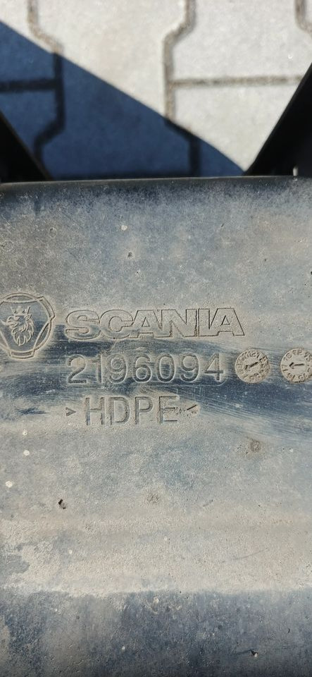 SCANIA R S ZBIORNIK ADBLUE 2196094 - Tanque para AdBlue para Camião: foto 2 SCANIA R S ZBIORNIK ADBLUE 2196094 - Tanque para AdBlue para Camião: foto 2