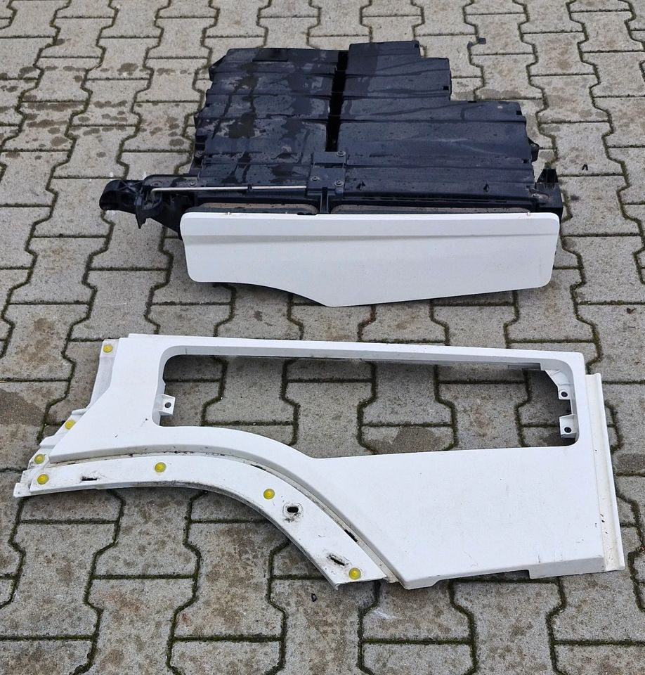 VOLVO FH4 FH5 SCHOWEK - Carroceria e exterior: foto 1 VOLVO FH4 FH5 SCHOWEK - Carroceria e exterior: foto 1