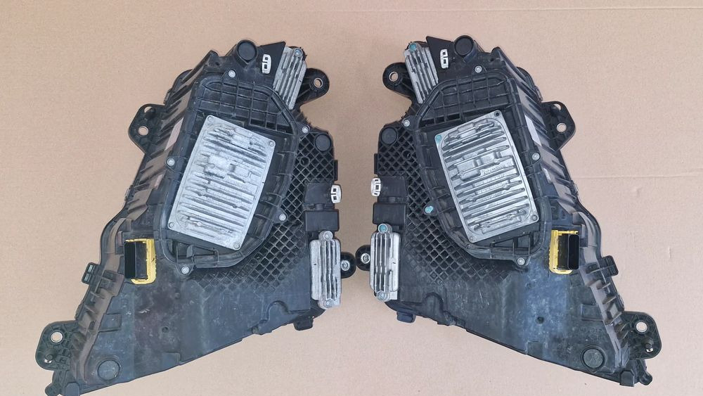 VOLVO FH5 LAMPA PRZEDNIA FULL LED 23752680 23752678 24056515 - Farol dianteira para Camião: foto 2 VOLVO FH5 LAMPA PRZEDNIA FULL LED 23752680 23752678 24056515 - Farol dianteira para Camião: foto 2