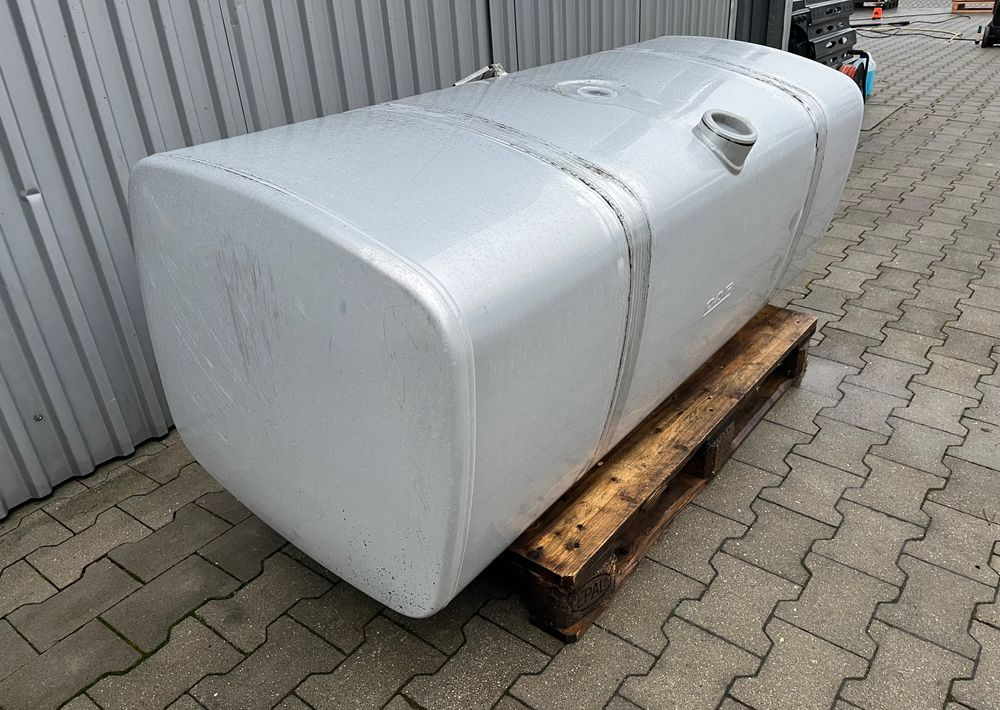 Zbiornik paliwa DAF XF CF 620 litrów bak - Sistema de combustível para Camião: foto 3 Zbiornik paliwa DAF XF CF 620 litrów bak - Sistema de combustível para Camião: foto 3
