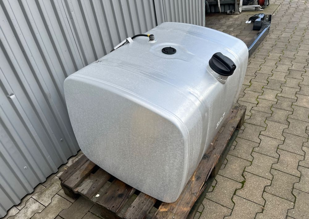 Zbiornik paliwa DAF XF XG CF 335 litrów bak - Sistema de combustível para Camião: foto 2 Zbiornik paliwa DAF XF XG CF 335 litrów bak - Sistema de combustível para Camião: foto 2