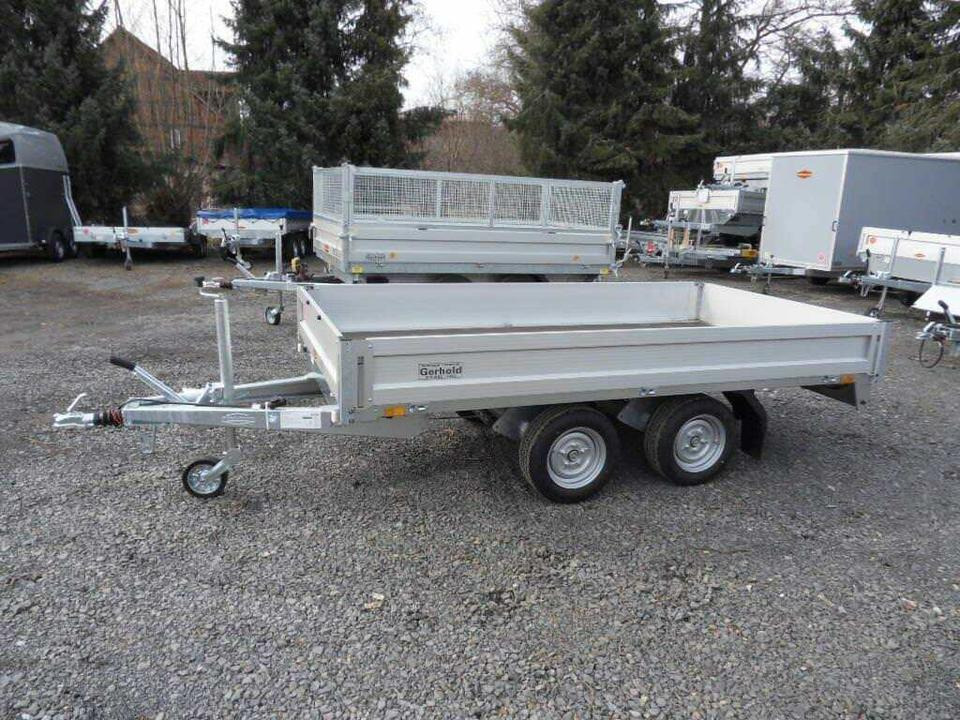 Böckmann PKW Anhänger 2,7t Hochlader niedrige Ladehöhe - Reboque plataforma/ Caixa aberta: foto 1 Böckmann PKW Anhänger 2,7t Hochlader niedrige Ladehöhe - Reboque plataforma/ Caixa aberta: foto 1