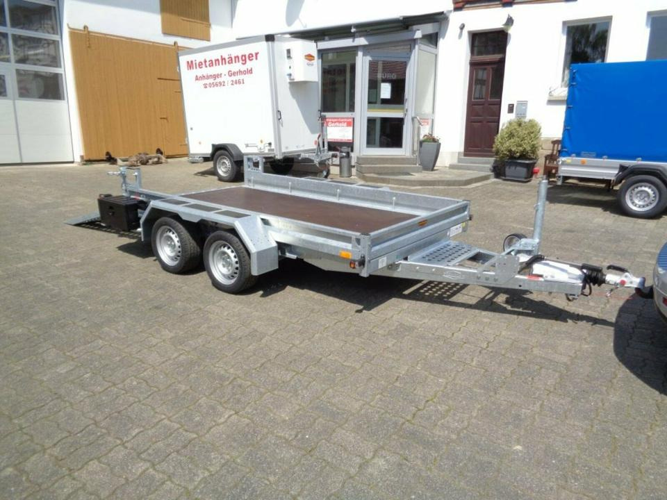 Reboque porta máquinas Böckmann PKW-Anhänger, Baumaschinentransporter, 2,7 to. 100 km/h: foto 13