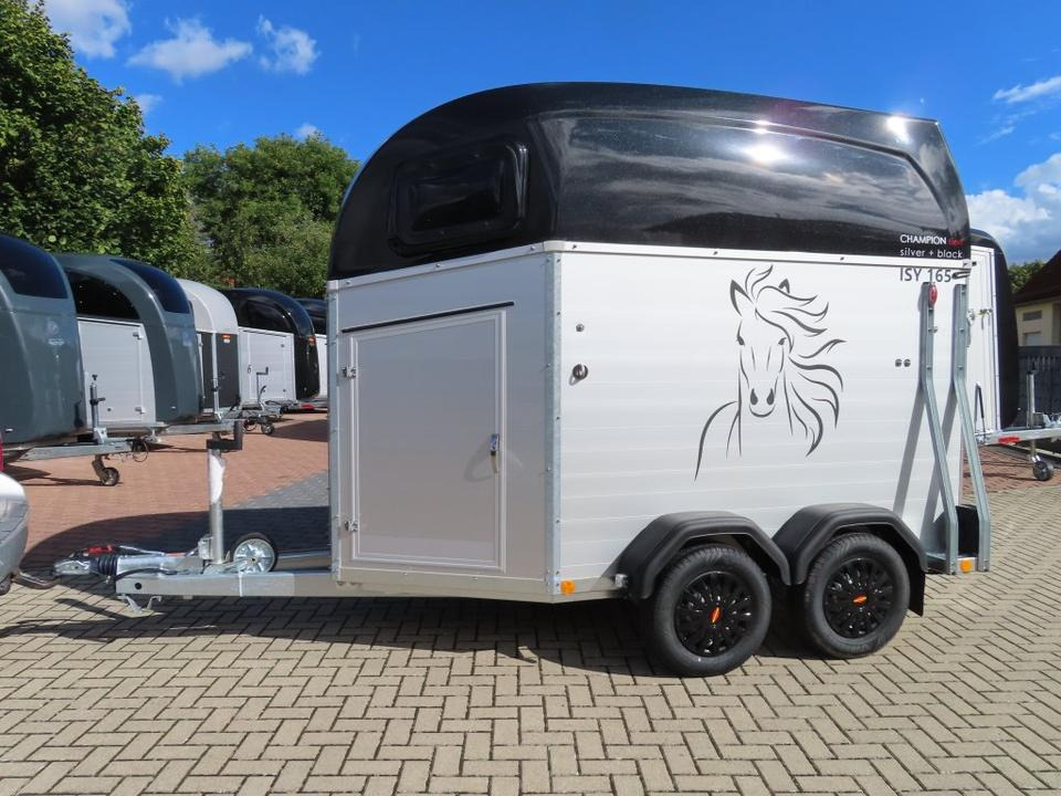 Böckmann Pferdeanhänger Champion Esprit ISY Sattelkammer 100km/h - Reboque para cavalos: foto 4 Böckmann Pferdeanhänger Champion Esprit ISY Sattelkammer 100km/h - Reboque para cavalos: foto 4