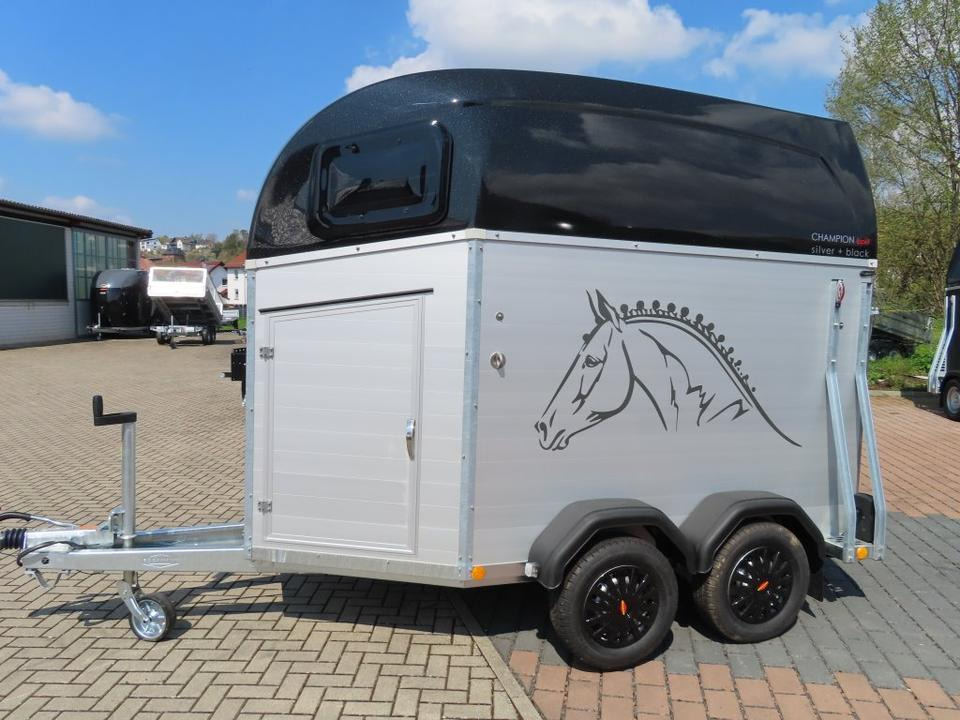 Böckmann Pferdeanhänger Champion Esprit Sattelkammer 100km/h - Reboque para cavalos: foto 3 Böckmann Pferdeanhänger Champion Esprit Sattelkammer 100km/h - Reboque para cavalos: foto 3
