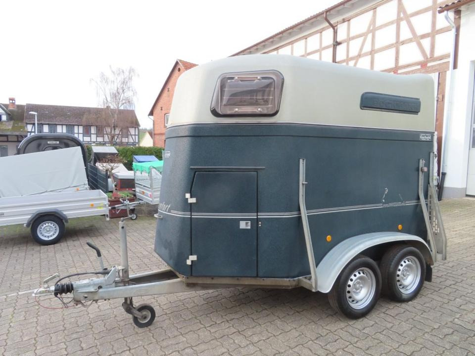 Böckmann Pferdeanhänger, Comfort, Alub. Sattelk. 100 km/h - Reboque para cavalos: foto 1 Böckmann Pferdeanhänger, Comfort, Alub. Sattelk. 100 km/h - Reboque para cavalos: foto 1