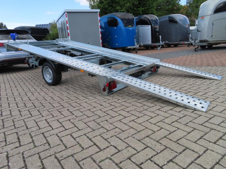 Böckmann-T PV,Autotransporter, 1,8 to. kippbar,PKW Anhänger,100 k - Reboque transporte de veículos: foto 1 Böckmann-T PV,Autotransporter, 1,8 to. kippbar,PKW Anhänger,100 k - Reboque transporte de veículos: foto 1