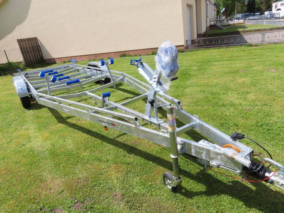 Reboque para barco Böckmann TPV, PKW Anhänger, Bootstrailer, 3,5 to. Winde, 100 km/h: foto 17 Reboque para barco Böckmann TPV, PKW Anhänger, Bootstrailer, 3,5 to. Winde, 100 km/h: foto 17