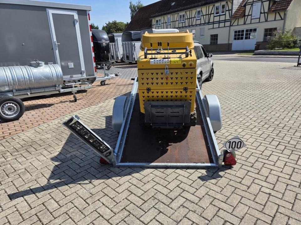 PKW-Anhänger 13 Stützrad Kippbar Fahrzeugtransporter 100km/h - Reboque porta máquinas: foto 4 PKW-Anhänger 13 Stützrad Kippbar Fahrzeugtransporter 100km/h - Reboque porta máquinas: foto 4