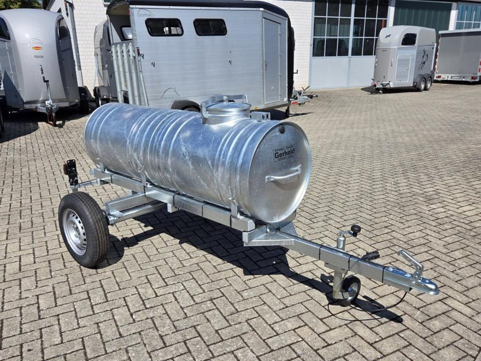 Wasserfass Verzinkt 600l Tränke Fahrgestell Beleuchtung - Reboque cisterna: foto 2 Wasserfass Verzinkt 600l Tränke Fahrgestell Beleuchtung - Reboque cisterna: foto 2