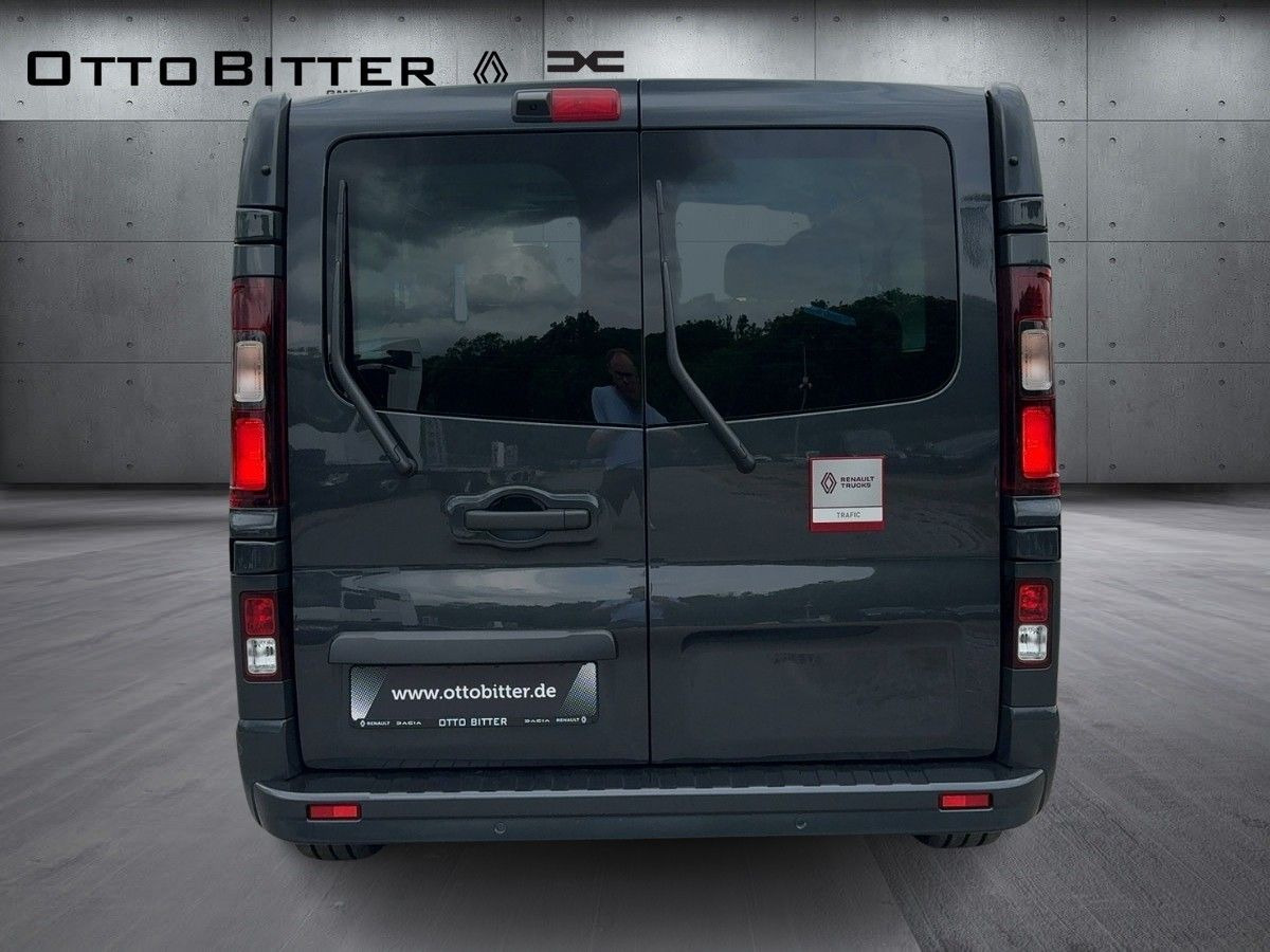 Renault Trafic Grand RED EDITION L2H1 dCi150 EDC 9-SITZE - Furgão de passageiros: foto 3 Renault Trafic Grand RED EDITION L2H1 dCi150 EDC 9-SITZE - Furgão de passageiros: foto 3