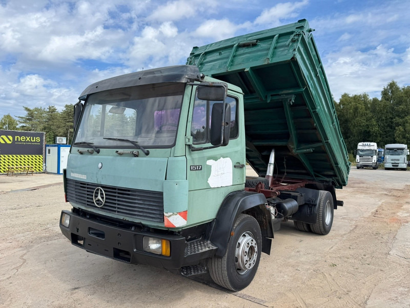 Mercedes-Benz SK 1517 (STEEL SUSPENSION / 6 CYLINDER / MANUAL PUMP / HELPER / AUXILIARY) - Camião basculante: foto 1 Mercedes-Benz SK 1517 (STEEL SUSPENSION / 6 CYLINDER / MANUAL PUMP / HELPER / AUXILIARY) - Camião basculante: foto 1