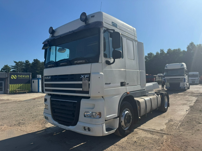 Tractor DAF 105 XF 460 Space Cab (MANUAL GEARBOX / BOITE MANUELLE): foto 1