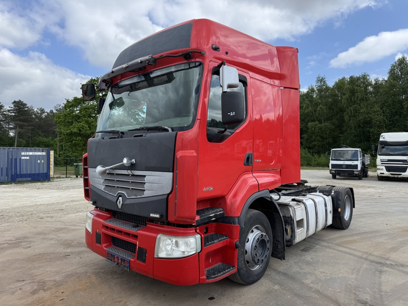 Renault Premium 440 DXI (MANUAL GEARBOX / BOITE MANUELLE) - Tractor: foto 1 Renault Premium 440 DXI (MANUAL GEARBOX / BOITE MANUELLE) - Tractor: foto 1