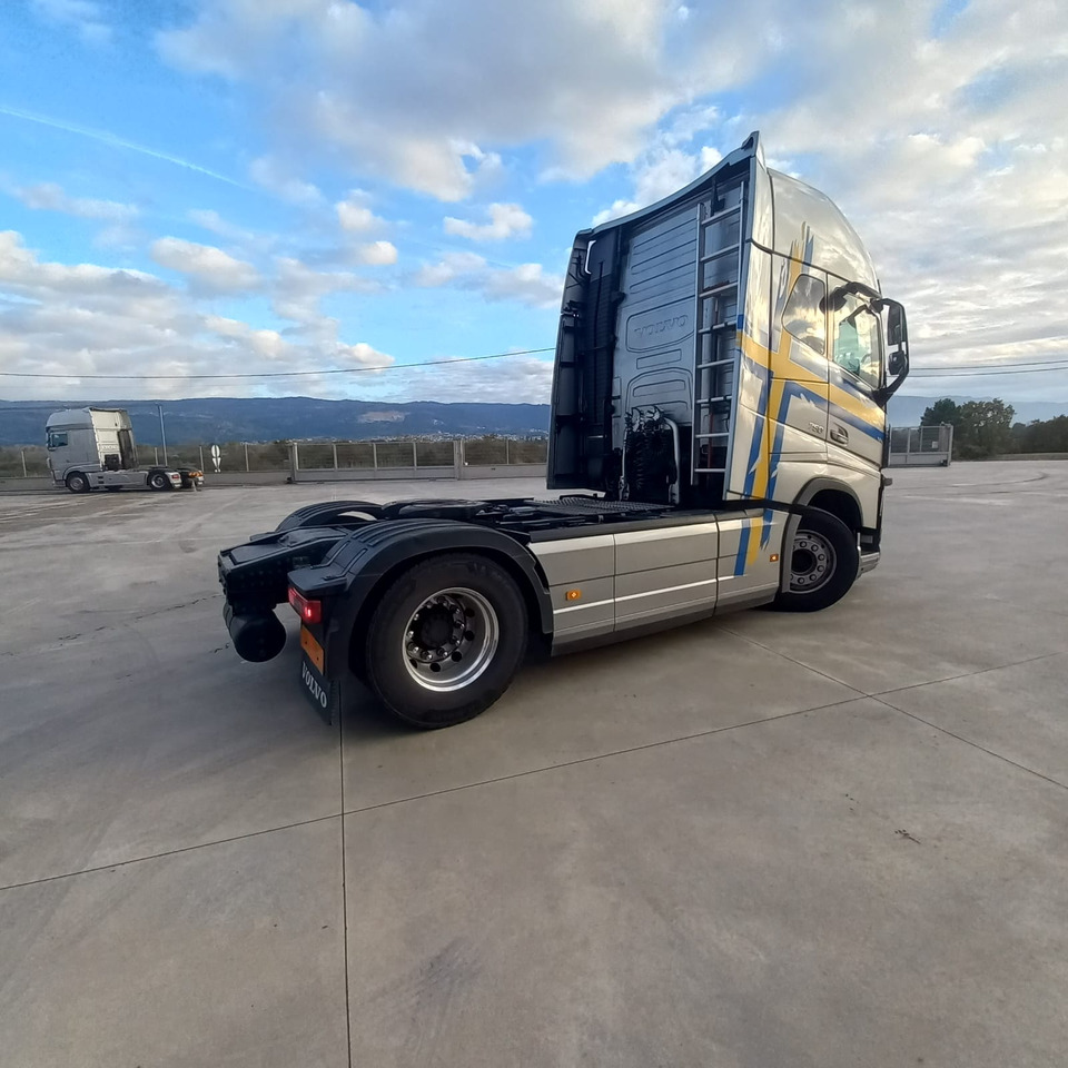 VOLVO FH16 750 - Tractor: foto 5 VOLVO FH16 750 - Tractor: foto 5