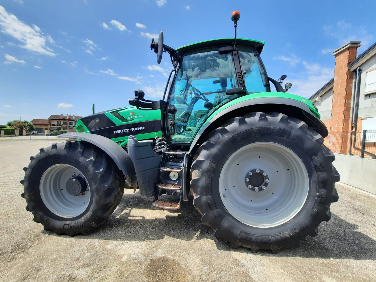 DEUTZ-FAHR AGROTRON 6175 TTV - Trator: foto 5 DEUTZ-FAHR AGROTRON 6175 TTV - Trator: foto 5