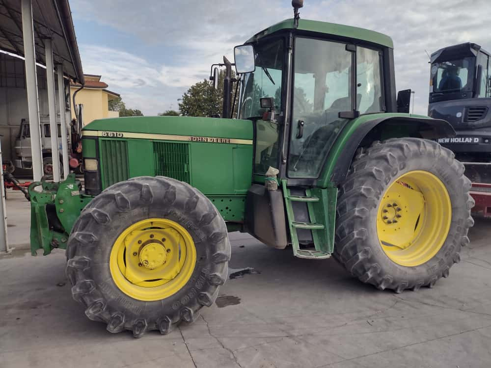 JOHN DEERE 6610 - Trator: foto 1 JOHN DEERE 6610 - Trator: foto 1