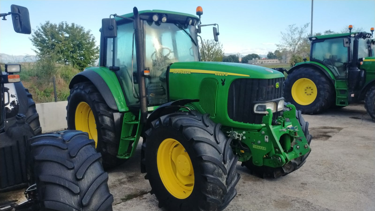 JOHN DEERE 6920 S - Trator: foto 4 JOHN DEERE 6920 S - Trator: foto 4