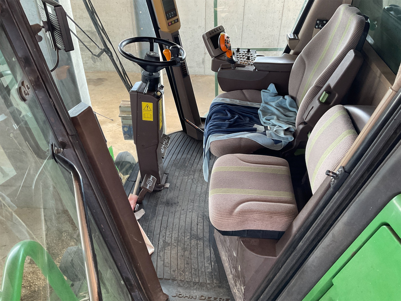 JOHN DEERE MIETITREBBIA S 560 - Ceifeira debulhadora: foto 4 JOHN DEERE MIETITREBBIA S 560 - Ceifeira debulhadora: foto 4