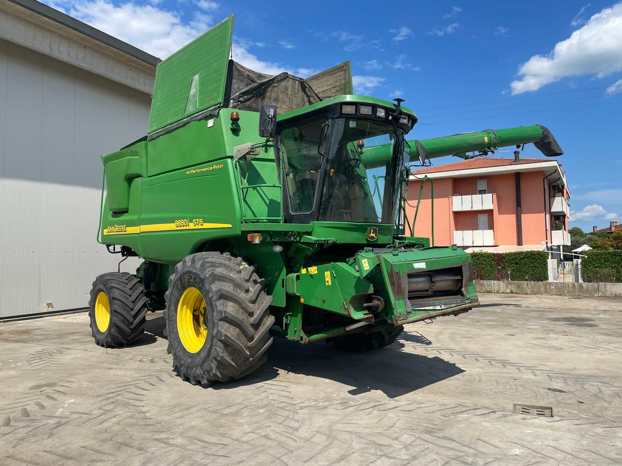 JOHN DEERE MIETITREBBIA STS 9880 - Ceifeira debulhadora: foto 5 JOHN DEERE MIETITREBBIA STS 9880 - Ceifeira debulhadora: foto 5