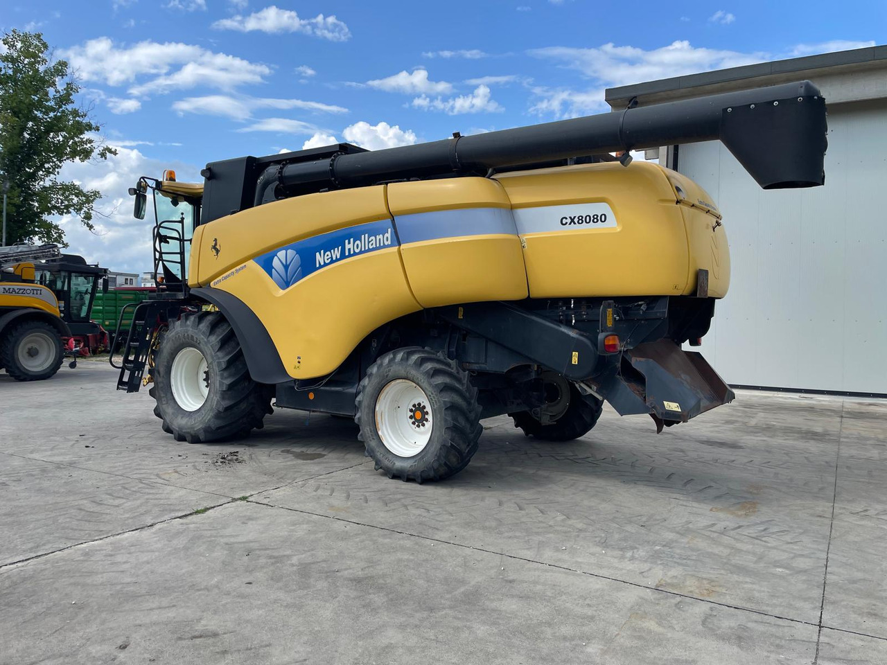 NEW HOLLAND MIETITREBBIA CX 8080 - Ceifeira debulhadora: foto 4 NEW HOLLAND MIETITREBBIA CX 8080 - Ceifeira debulhadora: foto 4